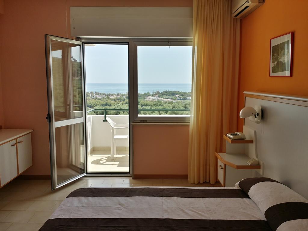 Camera Matrimoniale Superior con Vista Mare